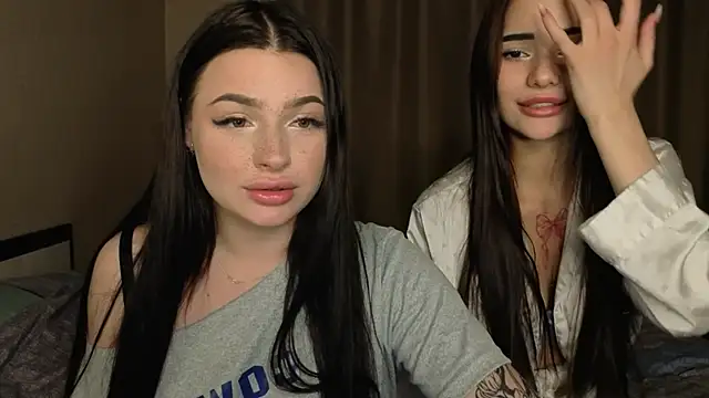 Snapshot of honey_____bunny chatting on 09/10/25, 08:31 honey bunny online show from 09/10/25, 08:31