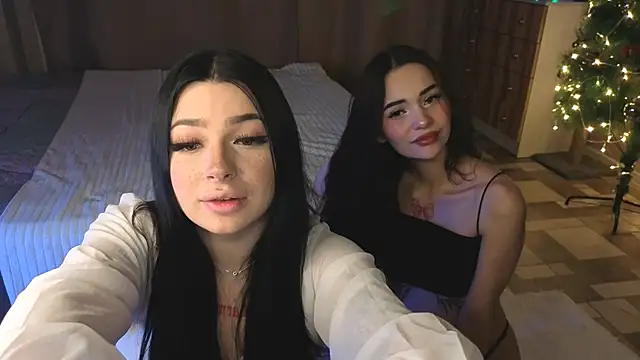 Snapshot of honey_____bunny chatting on 01/06/26, 04:21 honey bunny online show from 01/06/26, 04:21