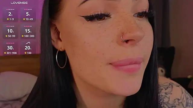 honey     bunny online show from 04/14/26, 10:43