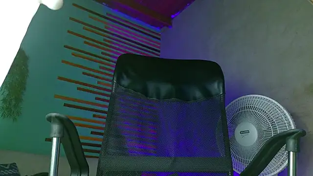 david huge online show from 05/05/26, 01:30