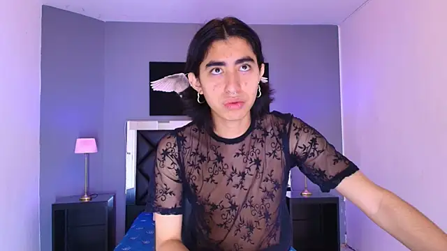 Snapshot of ryo_light chatting on 09/21/25, 08:10 ryo light online show from 09/21/25, 08:10