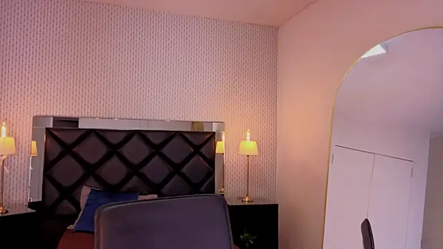 Snapshot of ryo_light chatting on 10/09/25, 10:52 ryo light online show from 10/09/25, 10:52