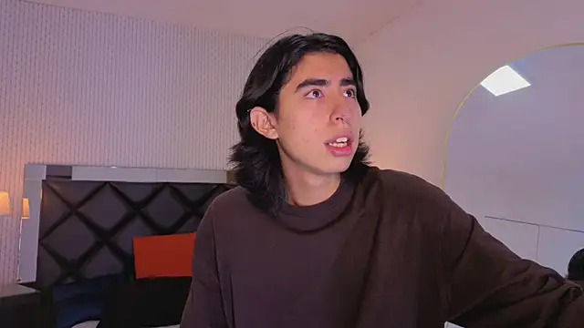 Snapshot of ryo_light chatting on 10/20/25, 08:20 ryo light online show from 10/20/25, 08:20