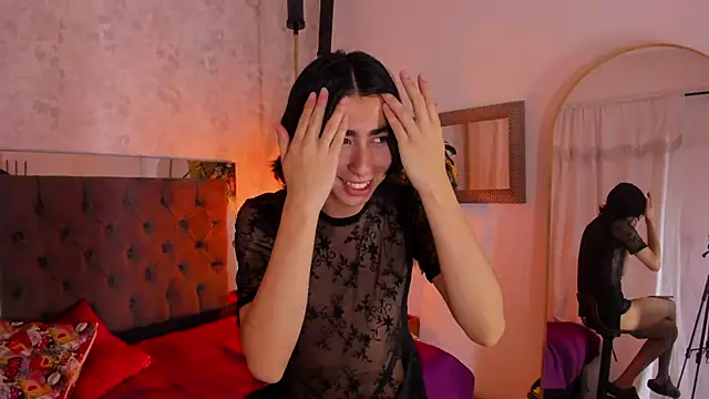 Snapshot of ryo_light chatting on 10/25/25, 03:36 ryo light online show from 10/25/25, 03:36