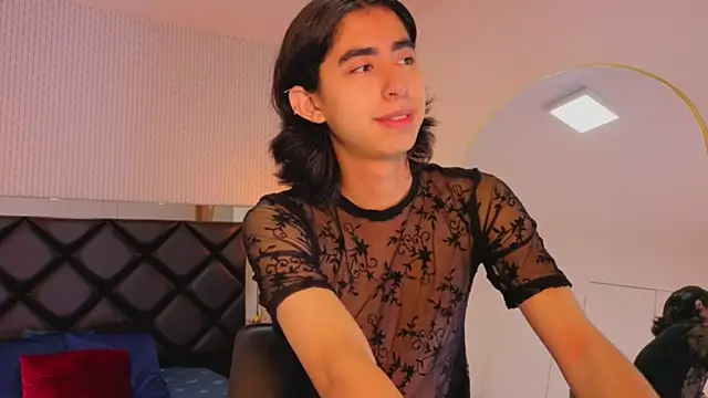 Snapshot of ryo_light chatting on 11/03/25, 08:10 ryo light online show from 11/03/25, 08:10