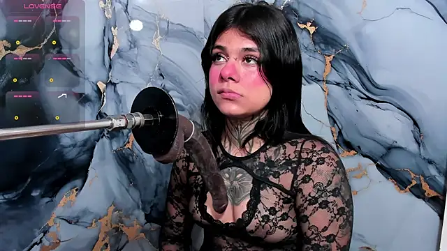 Snapshot of Emily_Evo chatting on 11/05/25, 07:36 Emily Evo online show from 11/05/25, 07:36