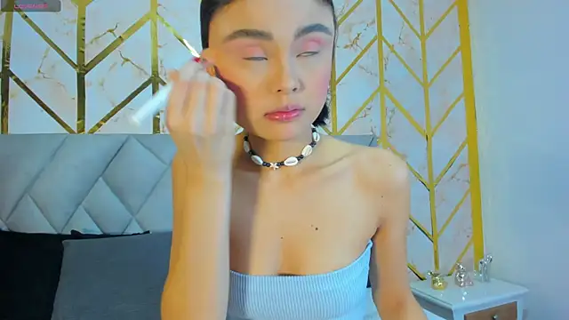 Cassidy 14 online show from 10/06/25, 07:44