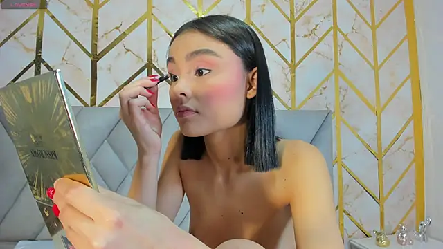 Cassidy 14 online show from 10/07/25, 07:44