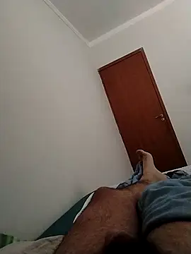 Snapshot of LeoMaduroSP chatting on 09/19/25, 11:22 LeoMaduroSP online show from 09/19/25, 11:22