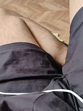 Snapshot of LeoMaduroSP chatting on 09/24/25, 12:52 LeoMaduroSP online show from 09/24/25, 12:52