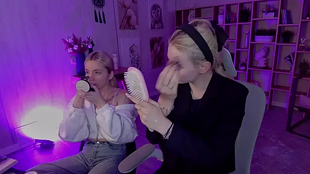 AvaDaviis online show from 09/20/25, 04:46