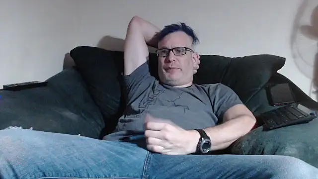 Snapshot of nerdy6 chatting on 04/28/26, 12:42 nerdy6 online show from 04/28/26, 12:42