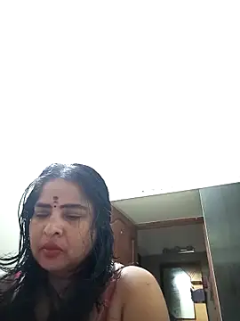 Snapshot of srimasrima chatting on 10/24/25, 10:50 srimasrima online show from 10/24/25, 10:50