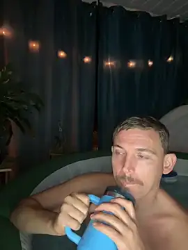 Snapshot of Integrityofsin chatting on 09/18/25, 06:15 Integrityofsin online show from 09/18/25, 06:15