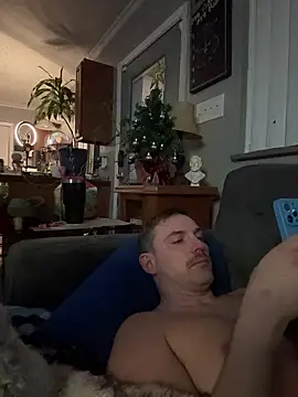 Snapshot of Integrityofsin chatting on 12/17/25, 10:32 Integrityofsin online show from 12/17/25, 10:32