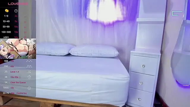 Snapshot of ivonne_diaz1 chatting on 09/12/25, 07:36 ivonne diaz1 online show from 09/12/25, 07:36