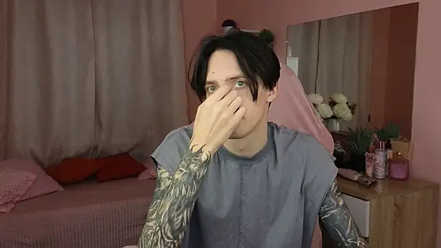 Martin Jin online show from 11/11/25, 12:05