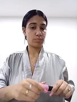 Samantha hotly online show from 10/08/25, 12:03