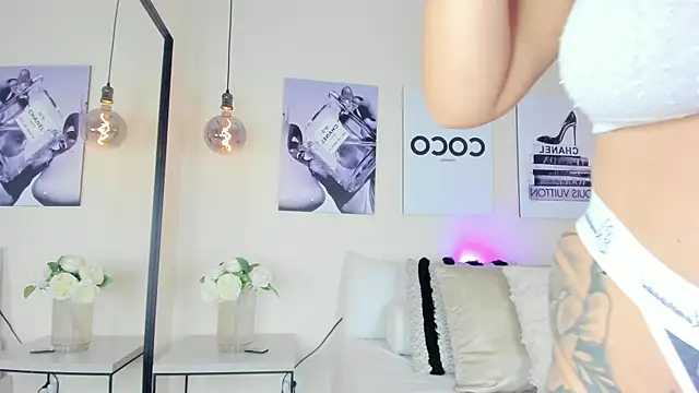 Samantha hotly online show from 05/24/26, 02:55