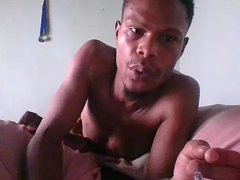 Snapshot of BIGBOYSOUTH chatting on 10/28/25, 05:55 BIGBOYSOUTH online show from 10/28/25, 05:55