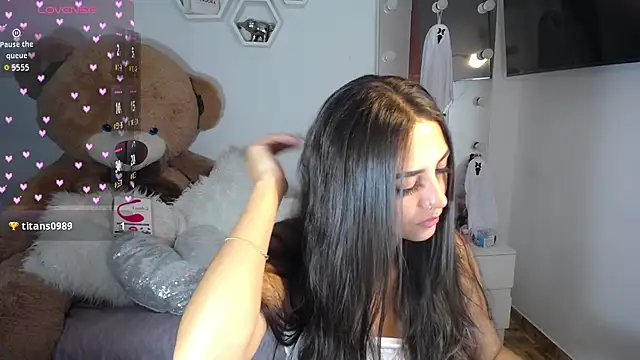 Snapshot of channel-rose1 chatting on 10/27/25, 04:16 channel-rose1 online show from 10/27/25, 04:16