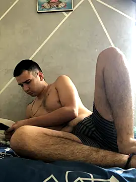 Snapshot of Cesar_Augusto chatting on 10/20/25, 01:11 Cesar Augusto online show from 10/20/25, 01:11