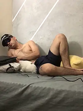 Snapshot of Cesar_Augusto chatting on 11/01/25, 01:29 Cesar Augusto online show from 11/01/25, 01:29