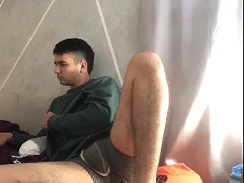 Snapshot of Cesar_Augusto chatting on 02/25/26, 11:31 Cesar Augusto online show from 02/25/26, 11:31