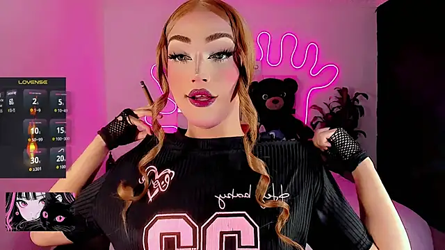 Snapshot of Abbygilx chatting on 11/18/25, 01:33 Abbygilx online show from 11/18/25, 01:33