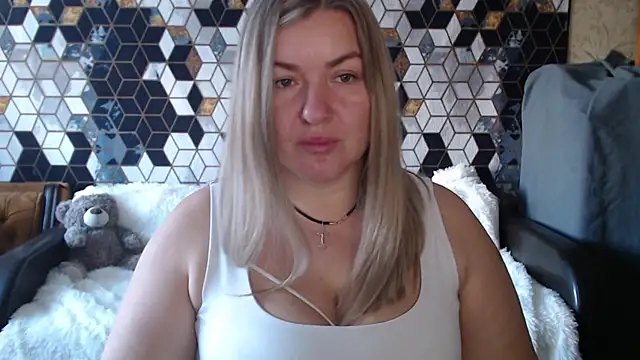 NikaSkylink online show from 02/11/26, 05:56