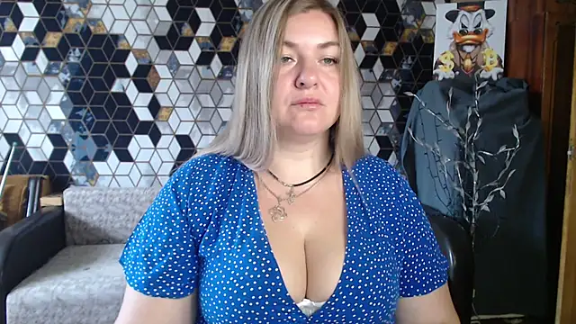 NikaSkylink online show from 04/08/26, 04:56