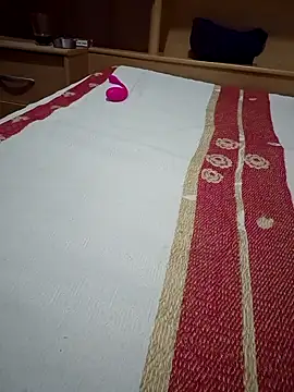 Ivaemi1 online show from 03/31/26, 06:47