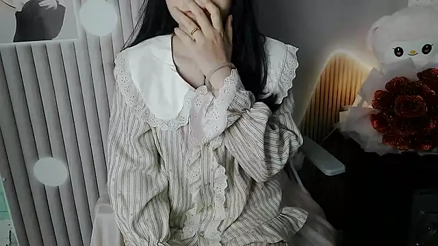 Emachiii online show from 11/14/25, 02:43