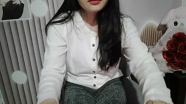 Emachiii online show from 11/28/25, 12:02