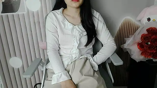 Emachiii online show from 11/30/25, 12:25