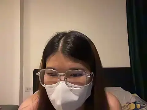 Snapshot of sweetguay9871 chatting on 03/03/26, 01:28 sweetguay9871 online show from 03/03/26, 01:28