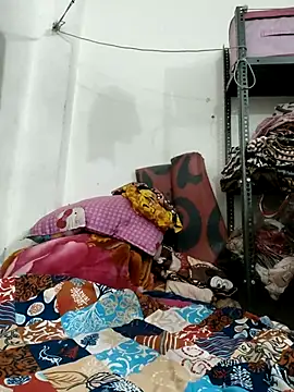 Cuty siya 143 online show from 04/21/26, 03:02