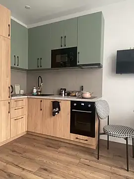 Snapshot of ElizabetBlack chatting on 03/04/26, 06:41 ElizabetBlack online show from 03/04/26, 06:41