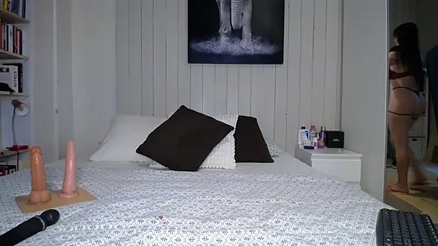 Snapshot of alexa_moreti chatting on 11/20/25, 09:42 alexa moreti online show from 11/20/25, 09:42