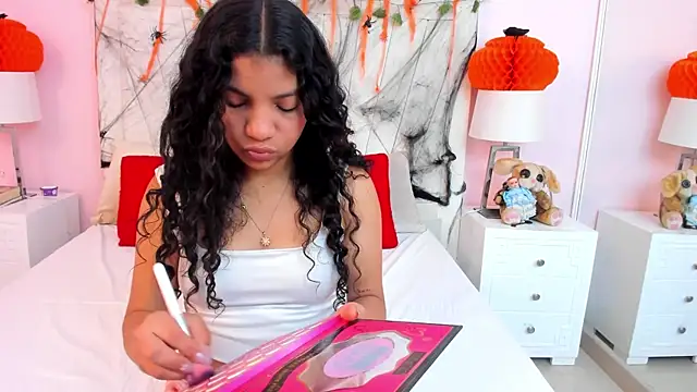 LittleeStar online show from 10/04/25, 03:37