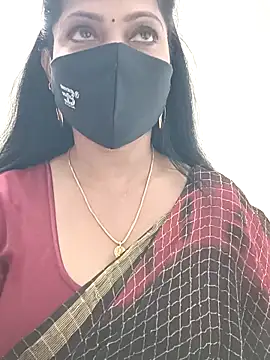 shivani27 online show from 12/17/25, 02:12