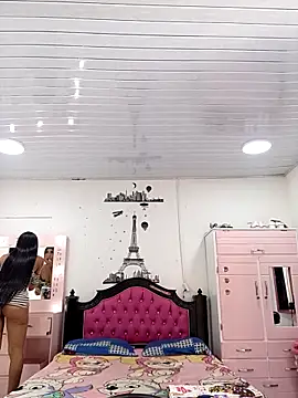 Snapshot of translatina777 chatting on 10/15/25, 06:30 translatina777 online show from 10/15/25, 06:30