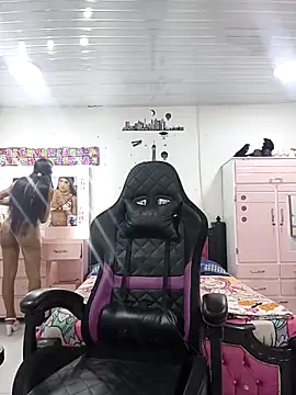 translatina777 online show from 10/23/25, 02:44