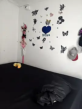 AntonelaMorriz online show from 12/17/25, 08:09