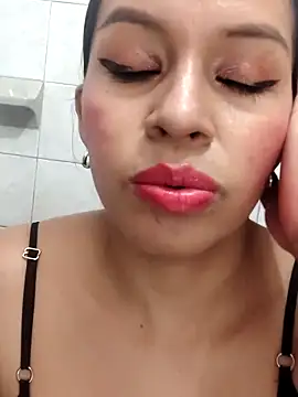 AntonelaMorriz online show from 05/17/26, 07:21