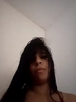 Carolzinha150 online show from 06/21/26, 05:48