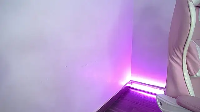 Snapshot of Stepha_babe chatting on 09/16/25, 04:30 Stepha babe online show from 09/16/25, 04:30