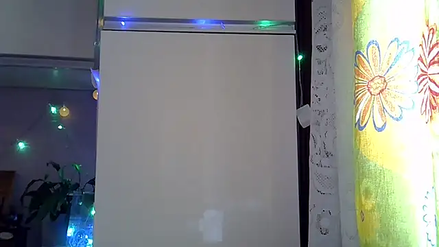 Krystal 82 online show from 10/29/25, 11:01