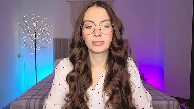 Real cutie1 online show from 03/03/26, 01:50