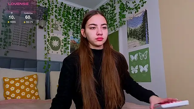 Ashley Pierce online show from 10/14/25, 04:13